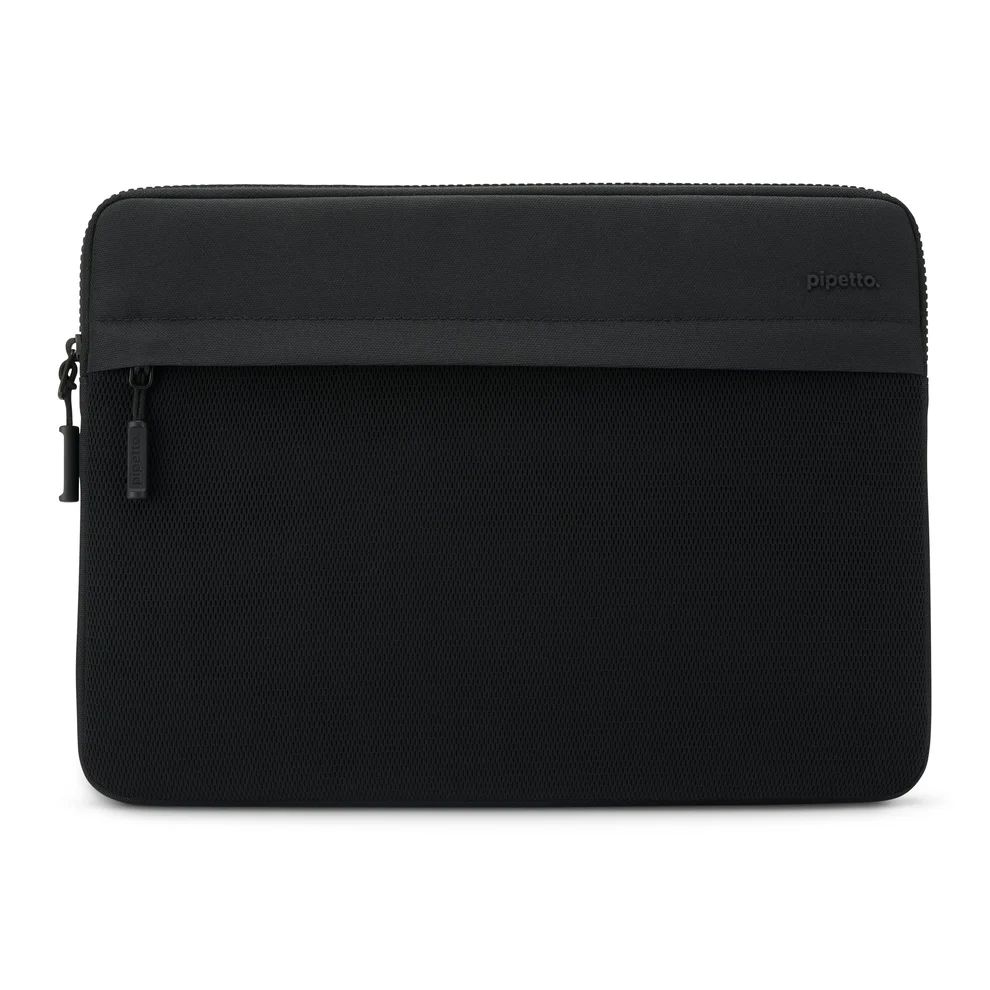 Pipetto Expand Sleeve bag for MacBook Pro 14/Air 13.6 Black