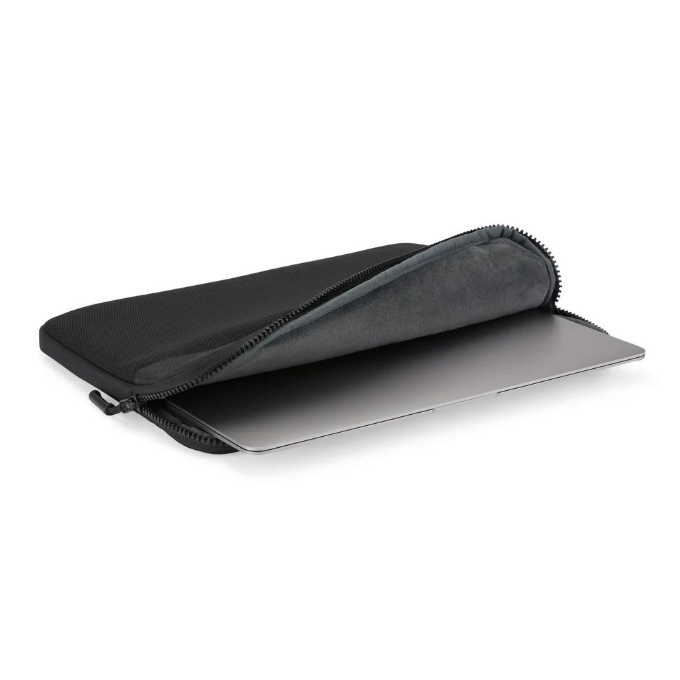 Pipetto Expand Sleeve bag for MacBook Pro 14/Air 13.6 Black