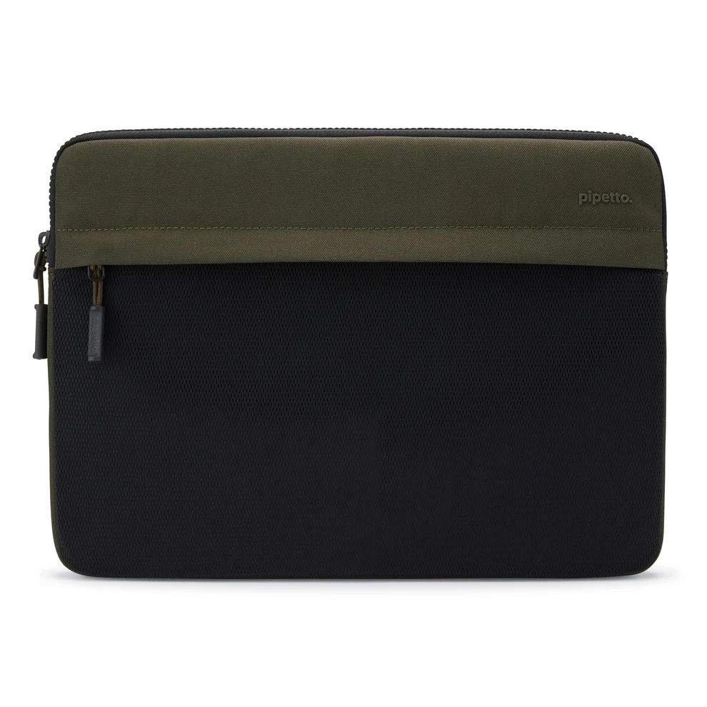 Pipetto Expand Sleeve bag for MacBook Pro 14/Air 13.6 Dark Green