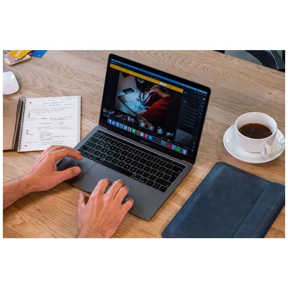FIXED Oxford for Apple MacBook Air 13,6