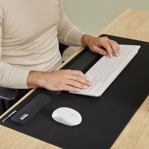 Fellowes Breyta Keyboard Wrist Rest Black