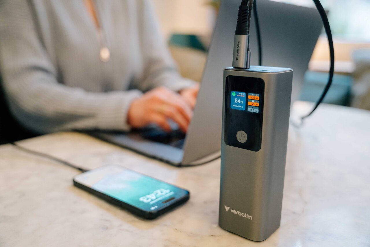 Verbatim Charge 'n' Go 27000mAh PowerBank Grey