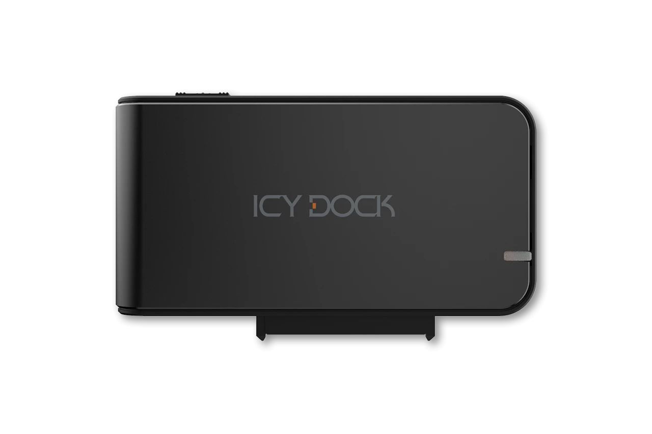 IcyDock CP134 USB4 to U.2/U.3 NVMe SSD Reader Adapter Black