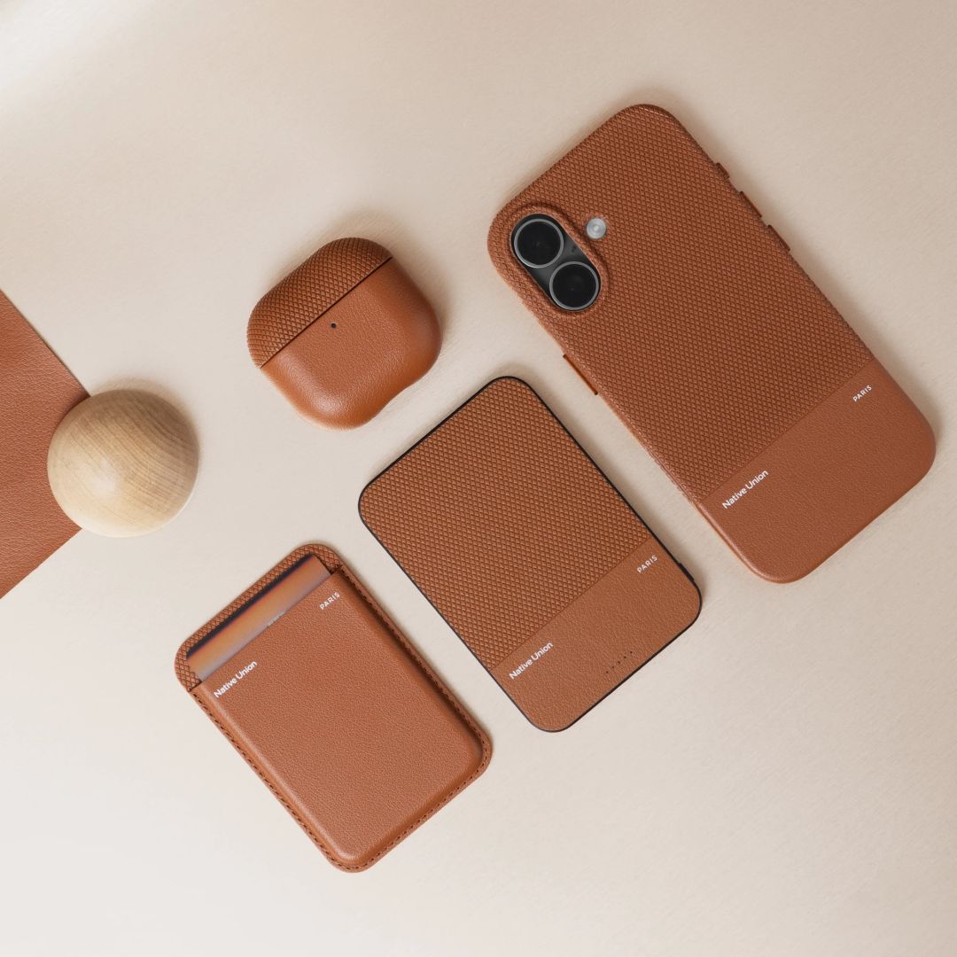 Native Union (Re)Classic Magnetic Power Bank Qi2 5000mAh Tan
