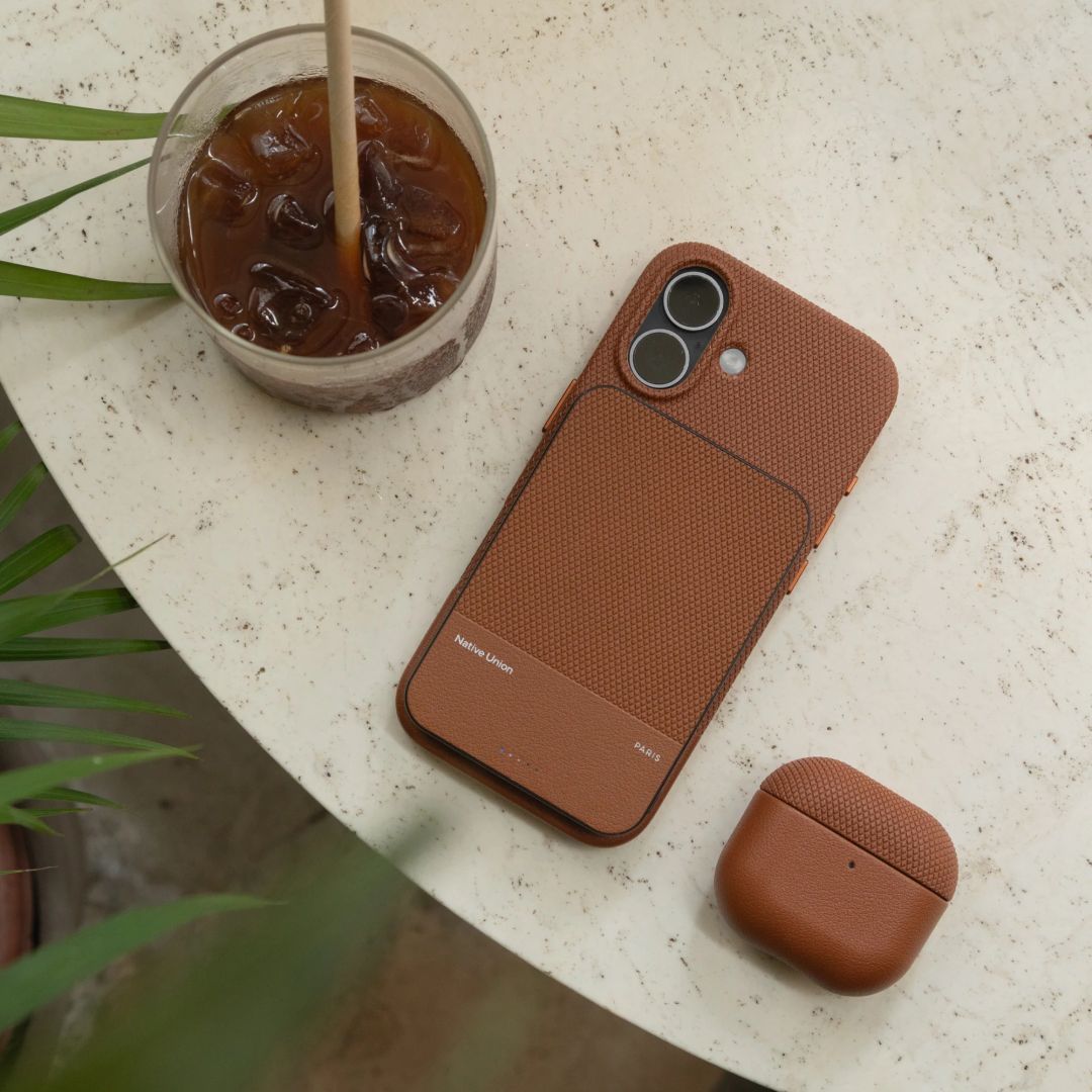 Native Union (RE)Classic Case for AirPods 4 Tan