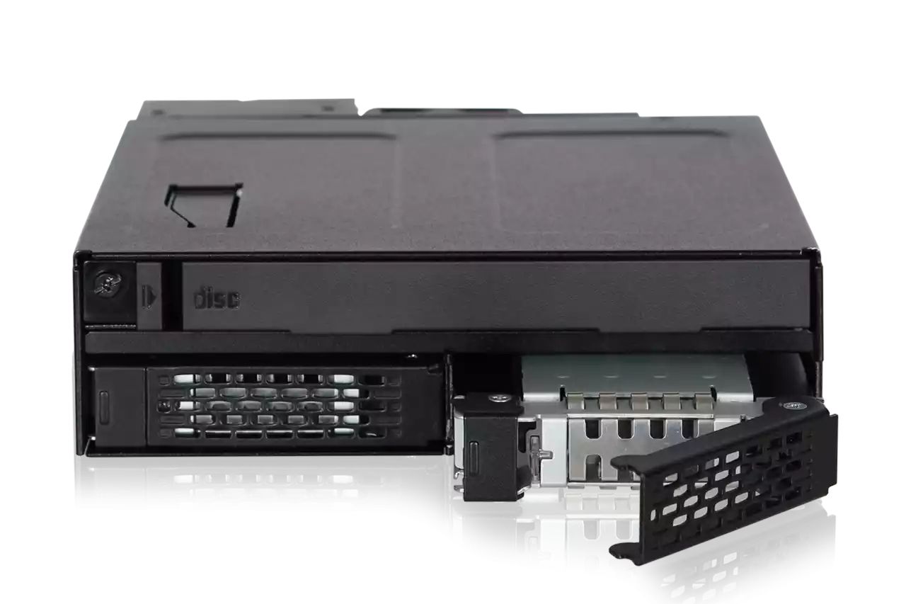 IcyDock ToughArmor MB602SPO-B 2 x 2.5