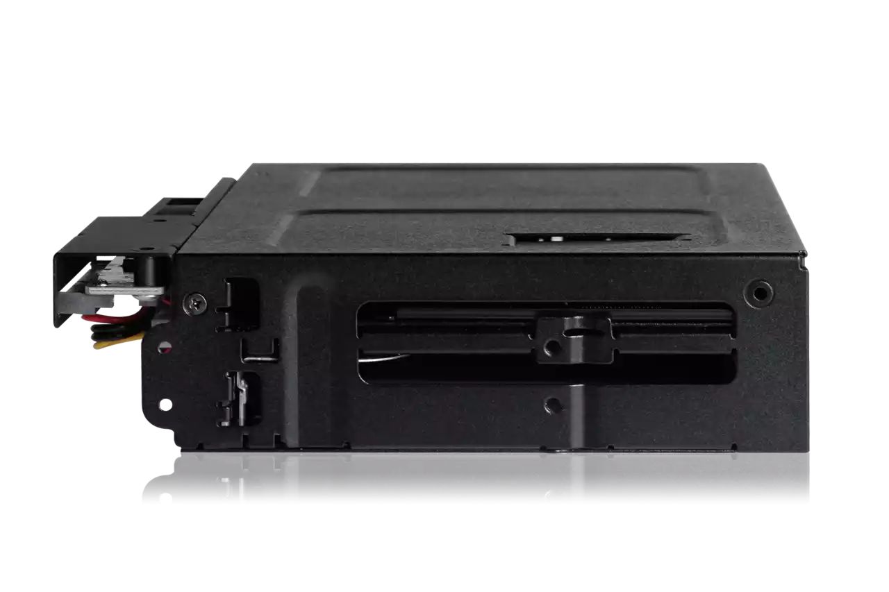 IcyDock ToughArmor MB602SPO-B 2 x 2.5