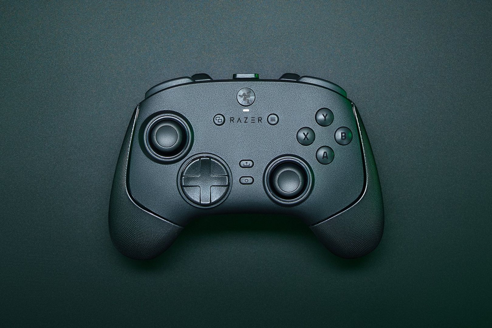 Razer Wolverine V3 Pro 8K PC Wireless Gamepad Black
