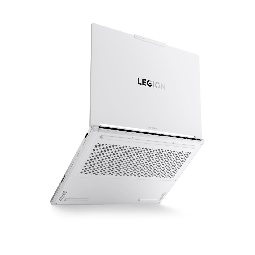 Lenovo Legion Slim 7 Glacier White
