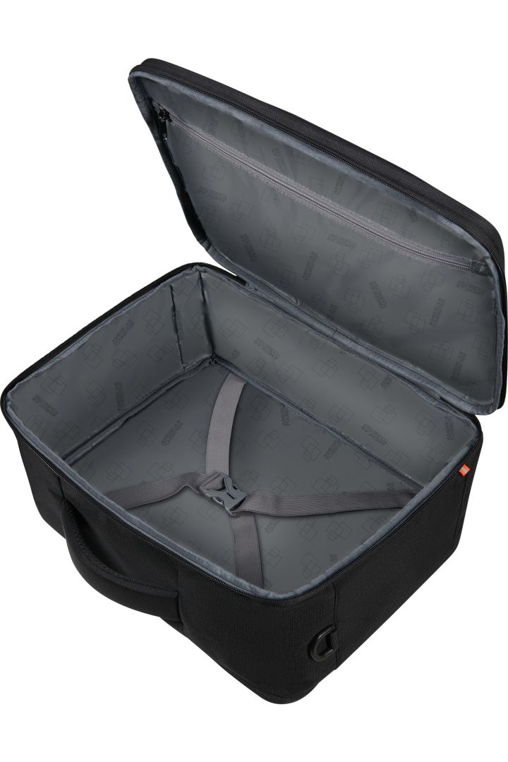 American Tourister At Work Nxt 3 in 1 boarding 15,6