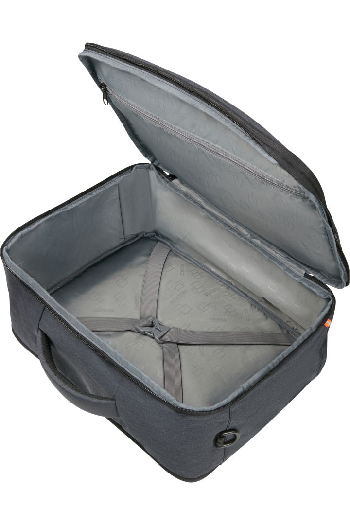 American Tourister At Work Nxt 3 in 1 boarding 15,6