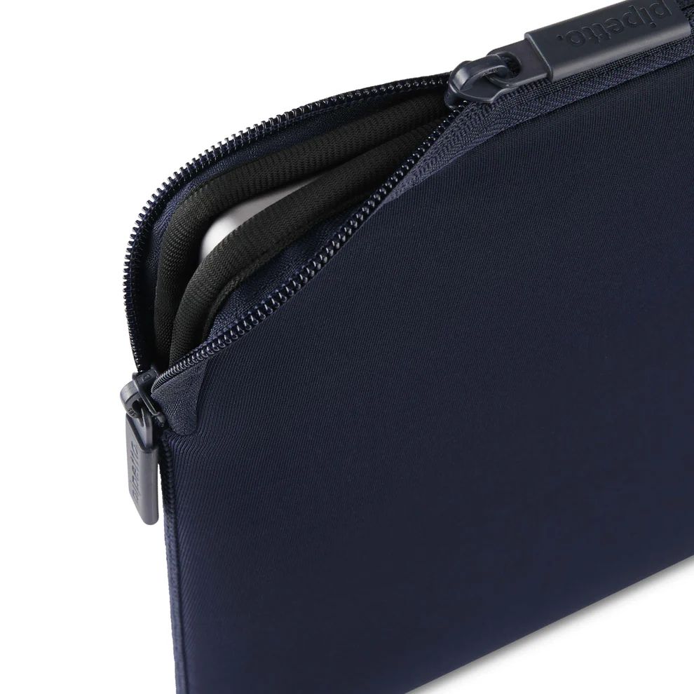 Pipetto Classic Fit Sleeve case for MacBook Neo 13/14 (A18 Pro) Dark Blue