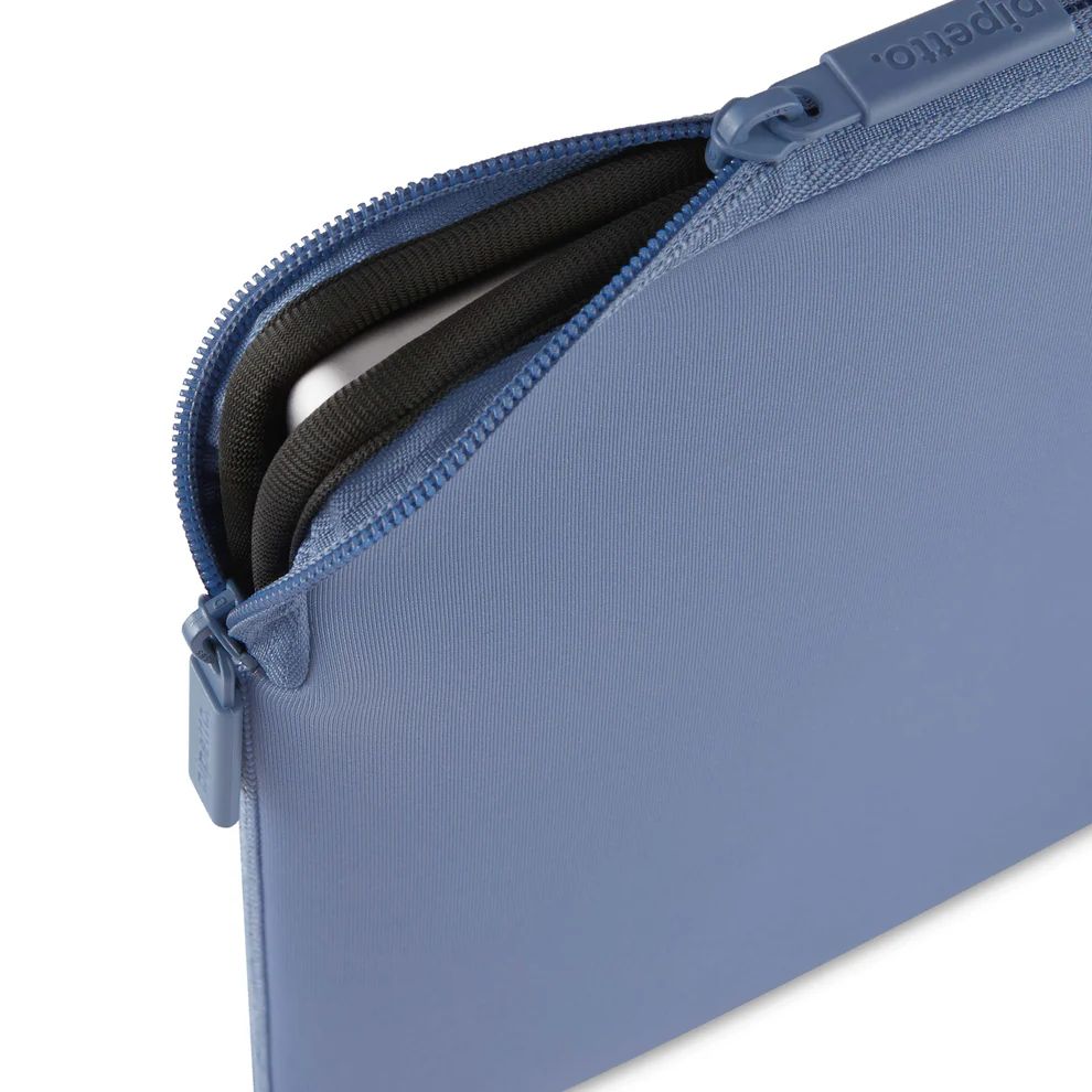 Pipetto Classic Fit Sleeve case for MacBook Neo 13/14 (A18 Pro) Dark Lavender