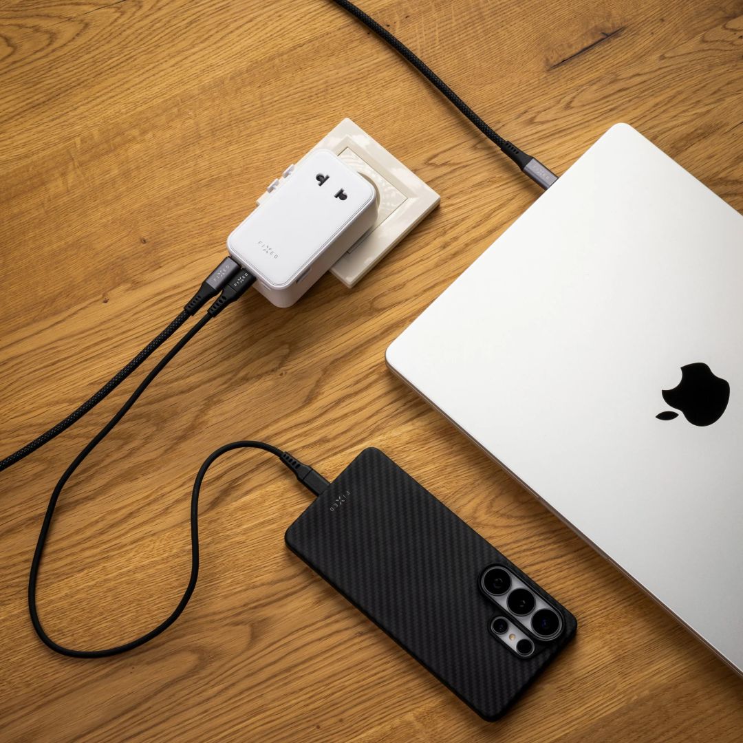 FIXED Ultravékony utazóadapter 45W EU, UK, USA/AUS 3xUSB-C PD 45W, fehér