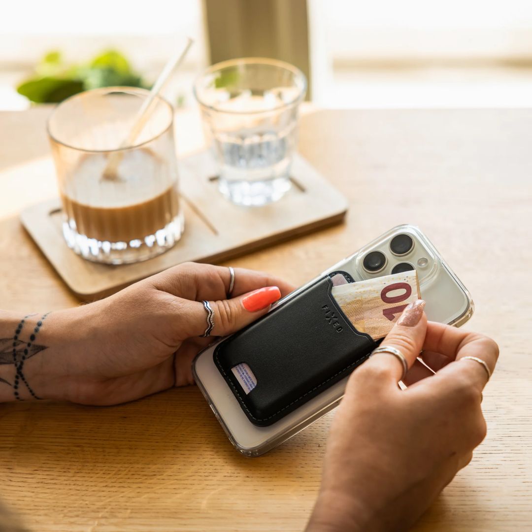 FIXED MagWallet nyomkövetős pénztárca Apple Find My támogatással, fekete