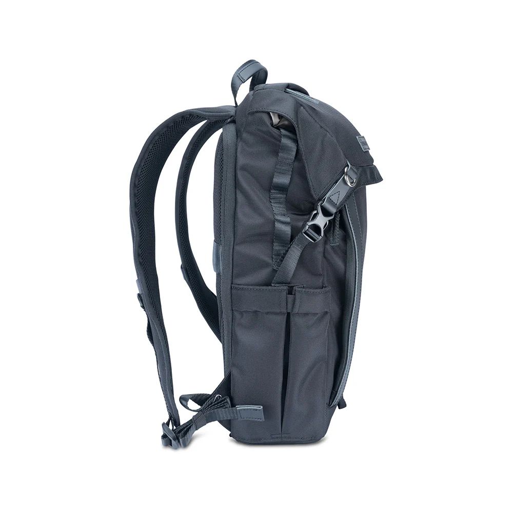Vanguard VEO GO 42M BK Camera Backpack – Slim Mirrorless Camera Backpack with Rear Access, Tablet Storage & Travel Tripod Carry Black