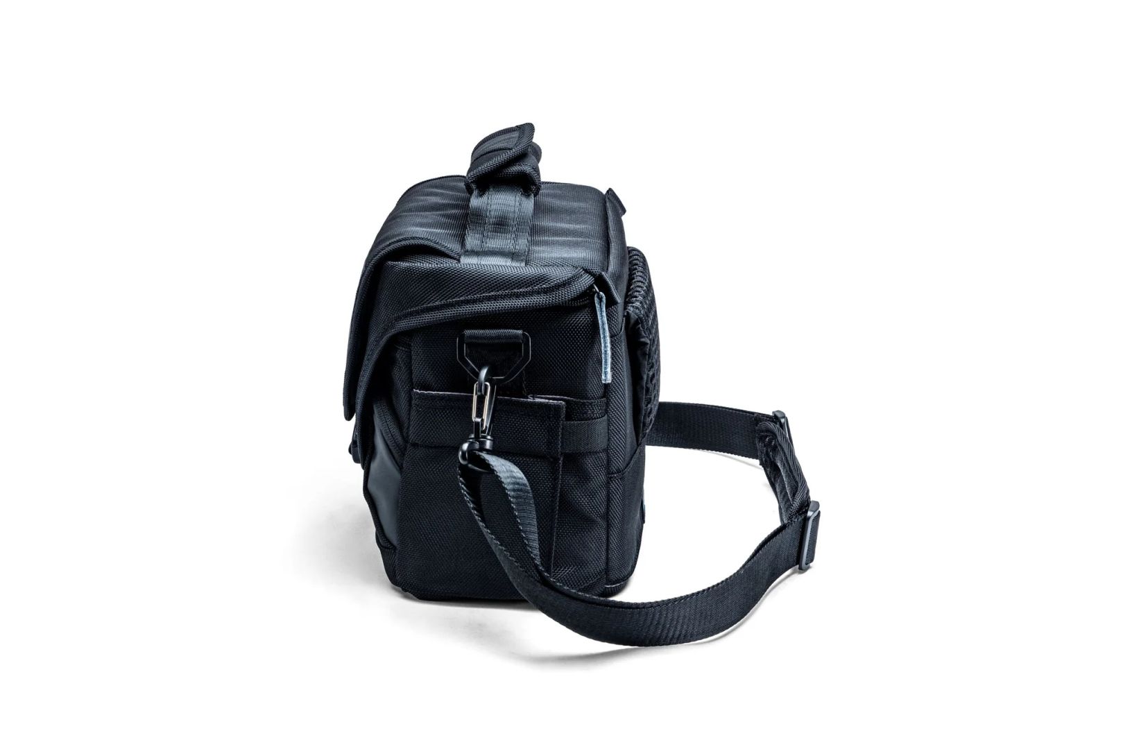 Vanguard Veo Select 22S Shoulder Bag – Black