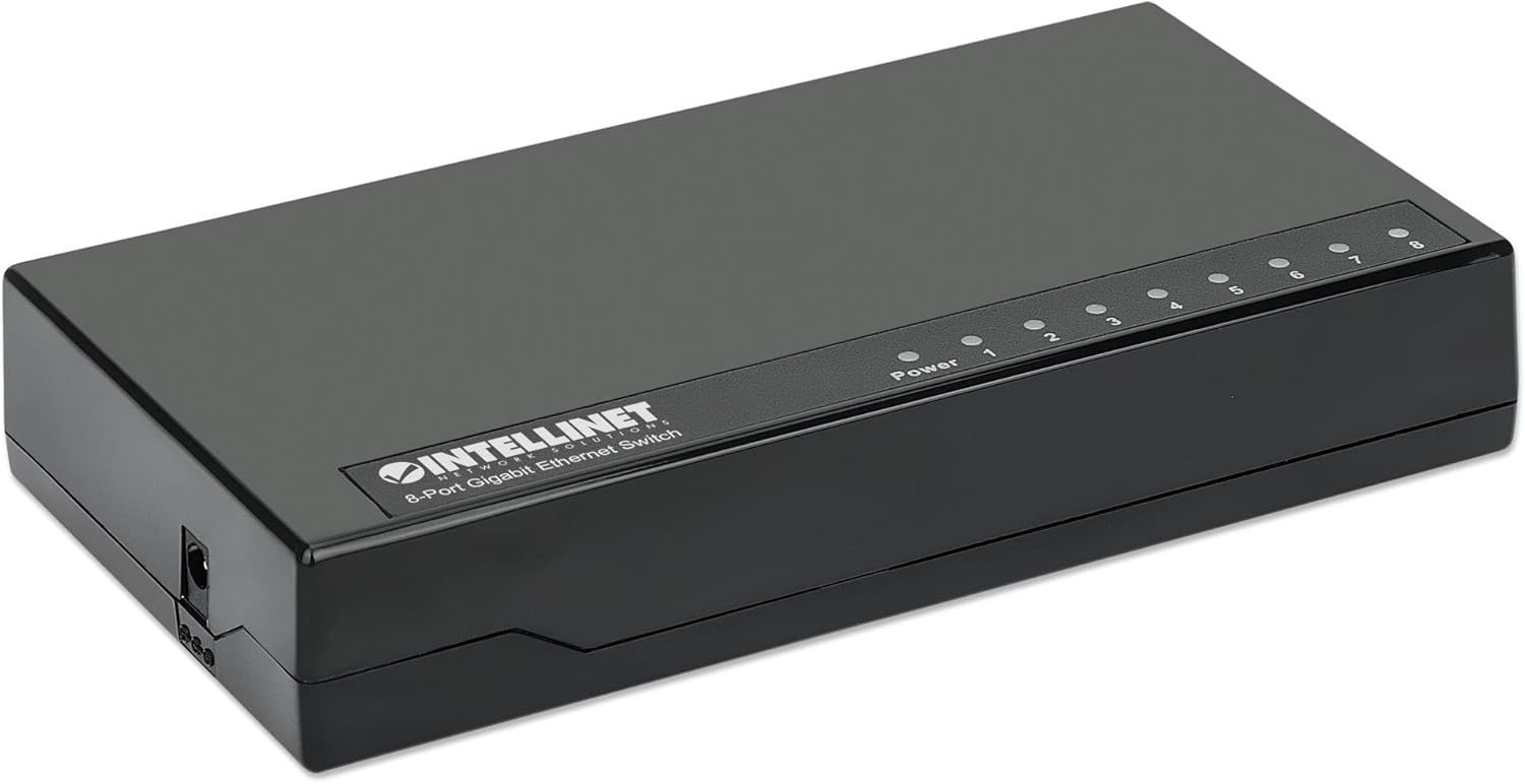 Intellinet 8-Port Switch Black