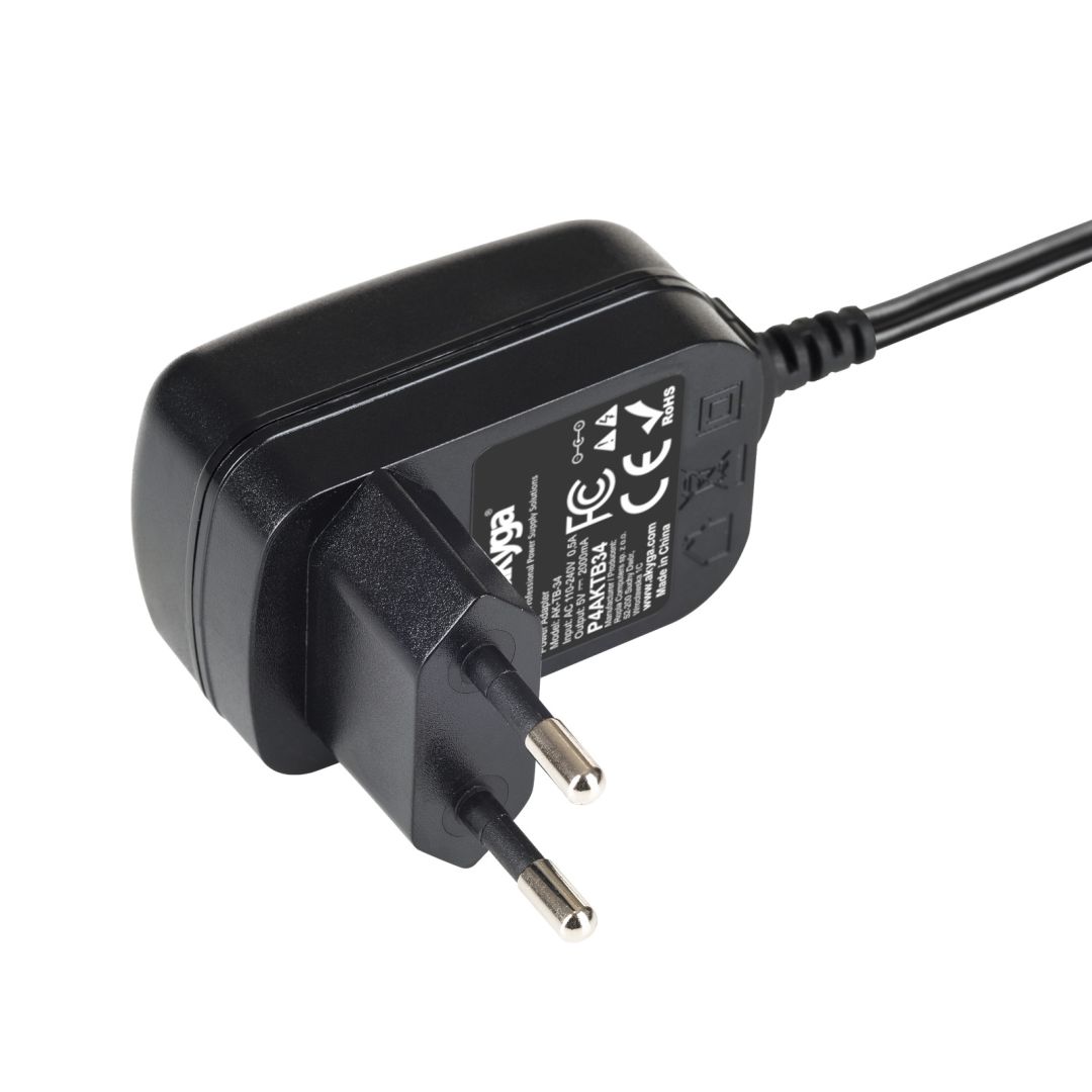 Akyga AK-TB-34 Universal power adapter 1,5m Black