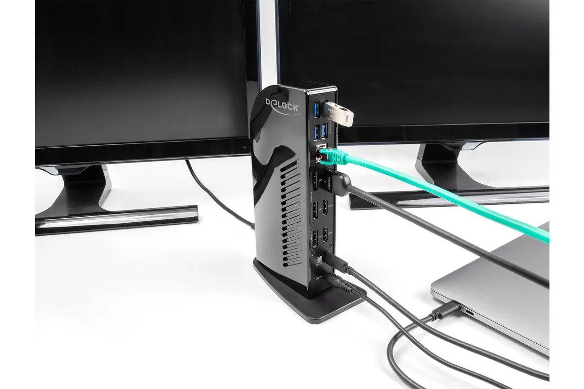DeLock USB Type-C Triple Display Docking Station with DisplayLink Black