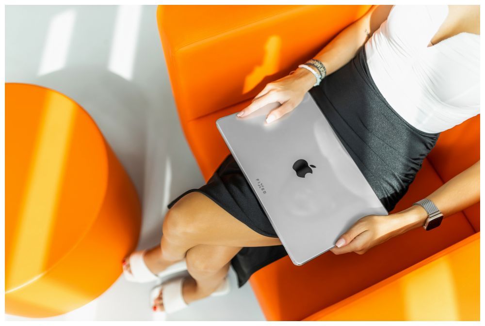 FIXED Pure átlátszó védőtok Apple MacBook Pro 13.3“ (2016/2017/2018/2019/2020) notebookokhoz, FIXPU-1195