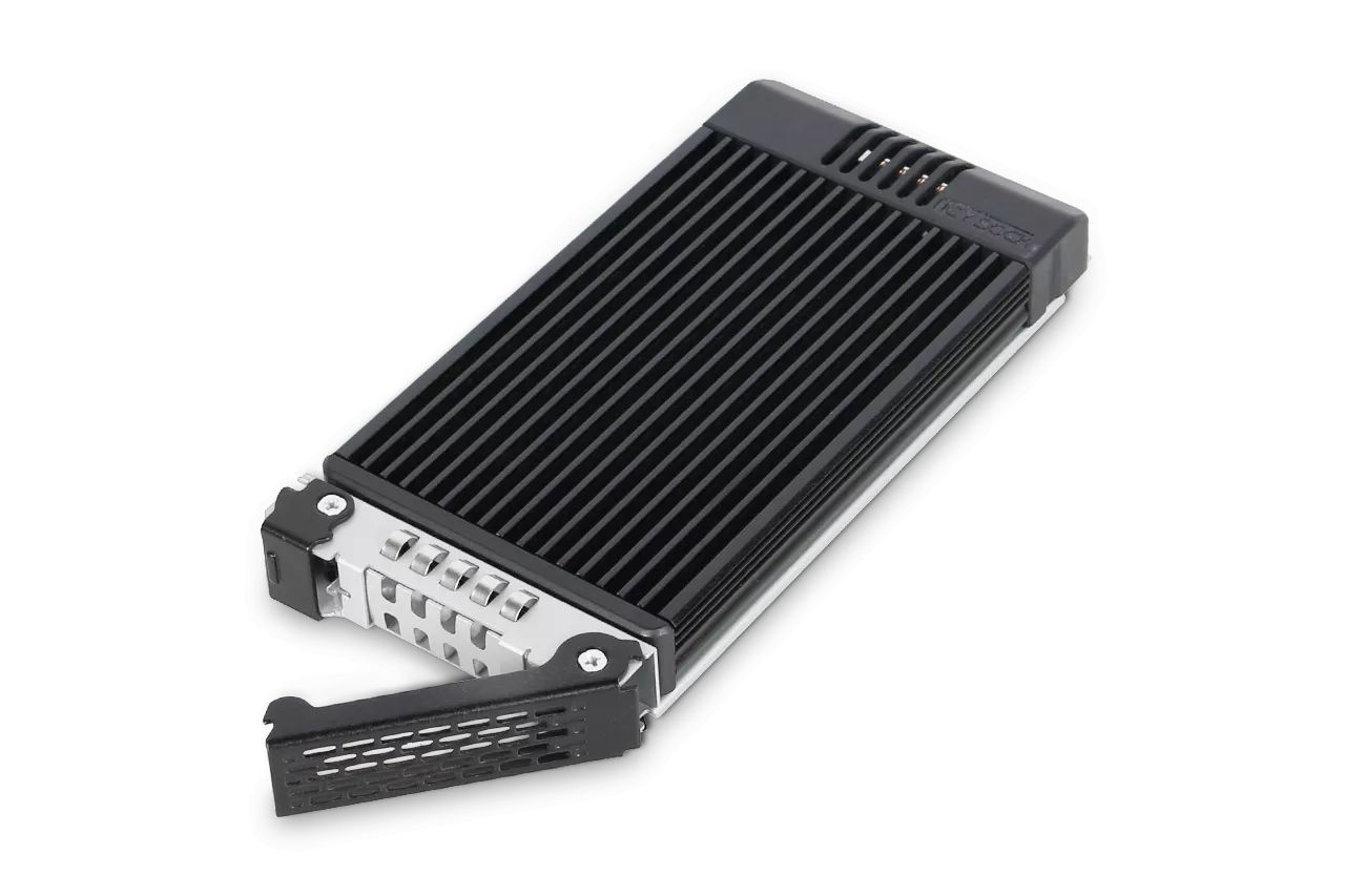 IcyDock MB601TP-1B ToughArmor MB601VK-1B / MB601M2K-1B Removable M.2 SSD Tray