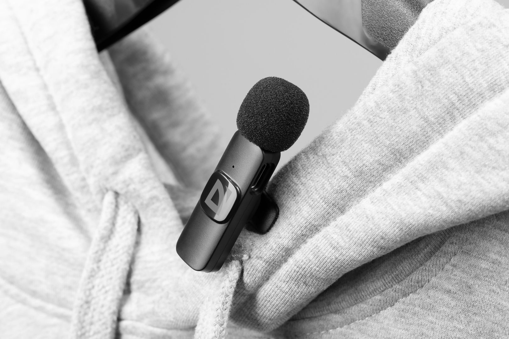 Defender Talky-138 Lavalier Microphone Black