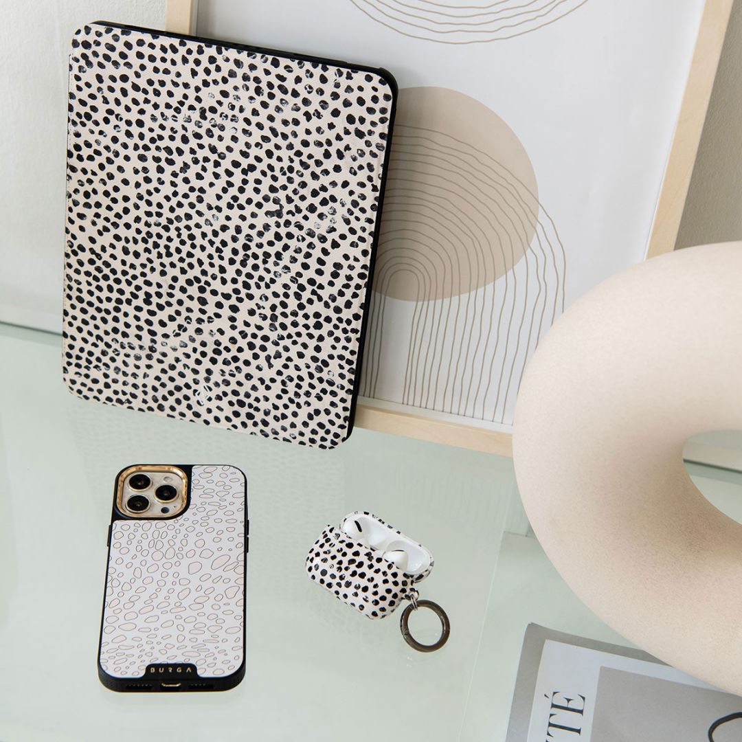 Burga Airpods Case for Airpods 4 Almond Latte