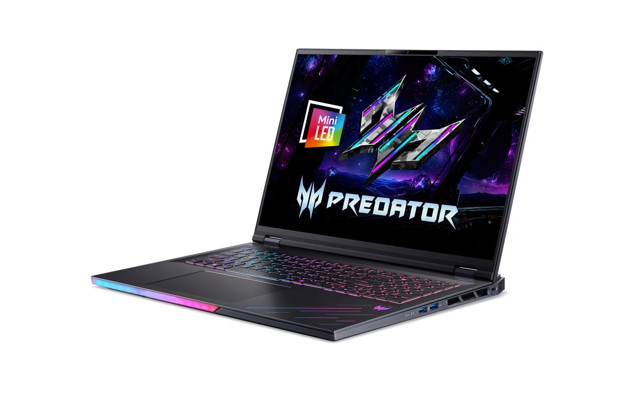 Acer Predator Helios 18 AI - PH18-I71-92KF Black
